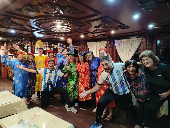 Hà Nội - Hạ Long + Du thuyền Royal Palace Cruises 2N1Đ